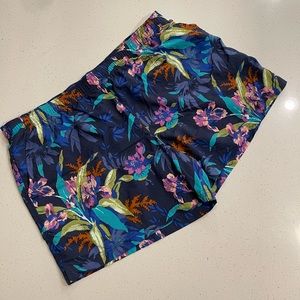 Women’s Size XL Columbia Sandy River II 5” inseam, Lapis Blue Magnolia Print